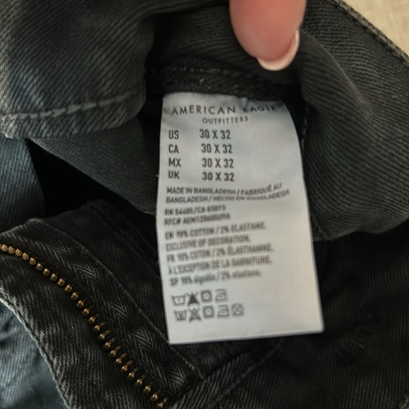 Mens distressed American eagle Next level flex jeans (blank denim) - Picture 3 of 4
